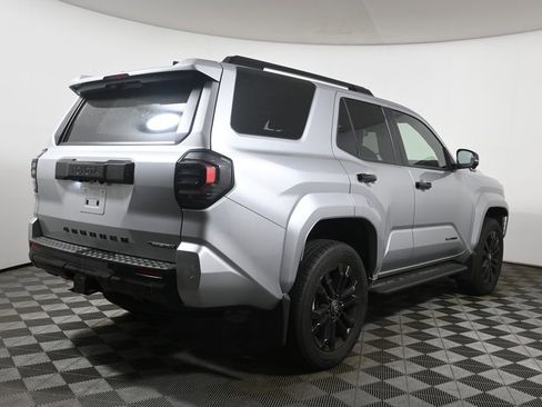 Used 2025 Toyota 4Runner Platinum AWD/4WD image 11