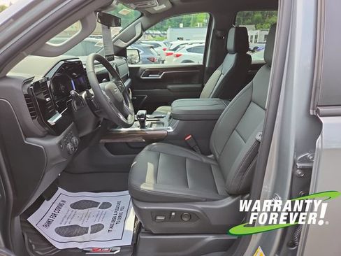 New 2026 Chevrolet Silverado 1500 RST w/ RST All Star Premium Package AWD/4WD image 13