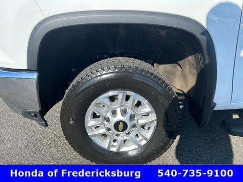 Used 2025 Chevrolet Silverado 2500 LT w/ Safety Package AWD/4WD image 32