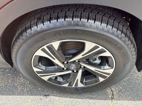 Certified 2024 Subaru Crosstrek 2.0i Premium AWD/4WD image 6