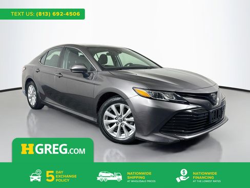 Used 2019 Toyota Camry LE FWD image 1
