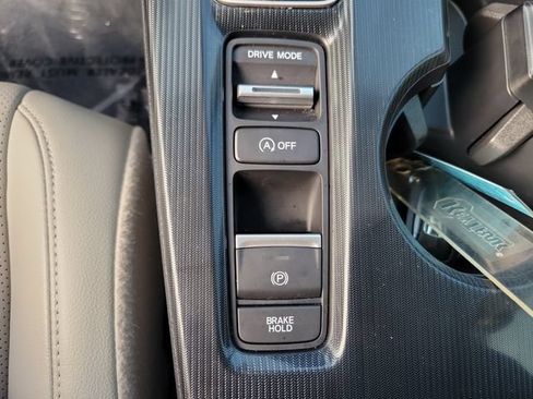 Used 2024 Honda Civic Touring image 32