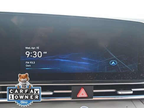 Used 2024 Hyundai Elantra SEL FWD image 12