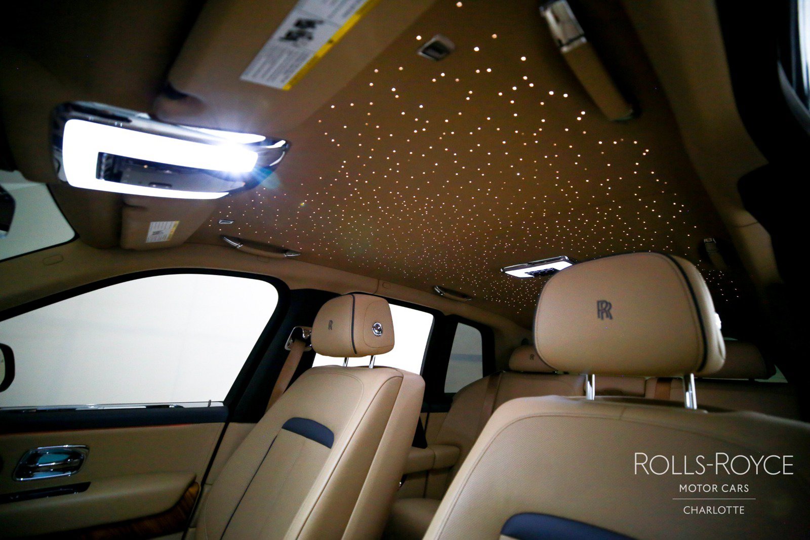Certified 2020 Rolls-Royce Cullinan AWD/4WD image 13