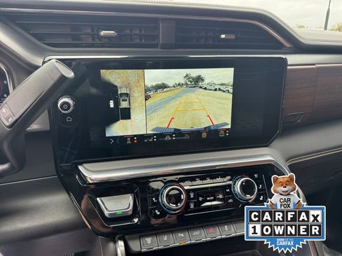 Used 2025 GMC Sierra 2500 Denali Ultimate image 35