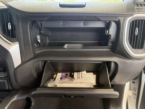 Used 2021 GMC Sierra 1500 SLT w/ SLT Convenience Package image 40