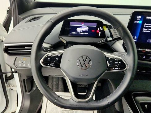 Used 2023 Volkswagen ID.4 Pro S Plus image 14