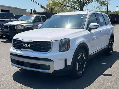 Used 2024 Kia Telluride S