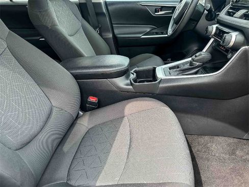 Certified 2024 Toyota RAV4 XLE image 22