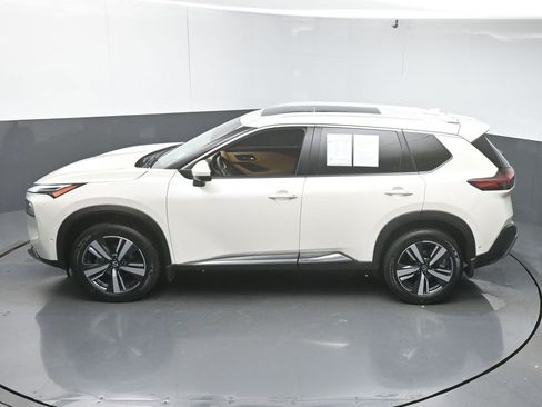 Used 2021 Nissan Rogue Platinum image 47