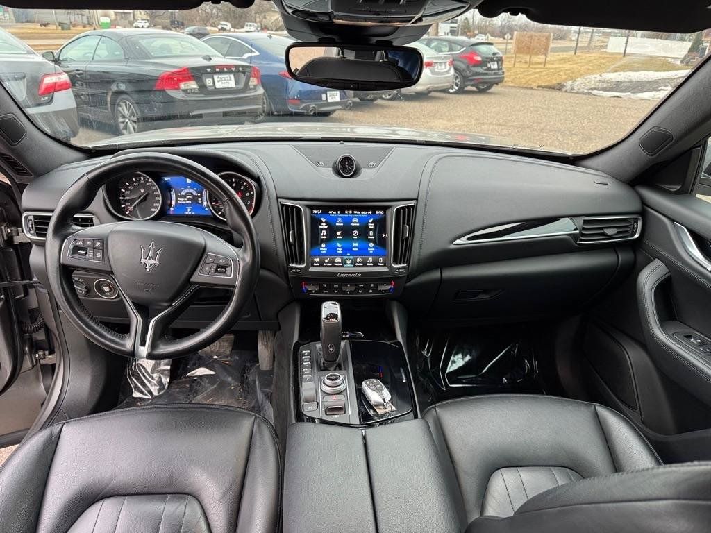 Used 2019 Maserati Levante AWD/4WD image 36