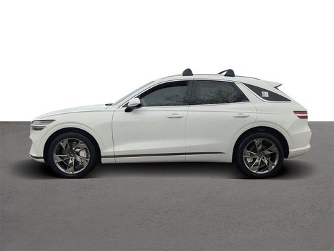 Used 2025 Genesis Electrified GV70 Advanced w/ Prestige Package image 6