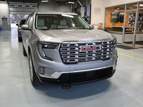 New 2026 GMC Acadia Denali w/ Super Cruise Package image 3