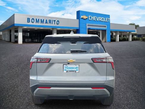 New 2026 Chevrolet Equinox LT w/ Convenience Package II FWD image 4