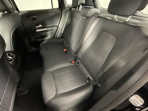 New 2025 Mercedes-Benz GLA 250 250 4MATIC image 28