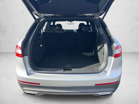 Used 2016 Lincoln MKX Select image 6