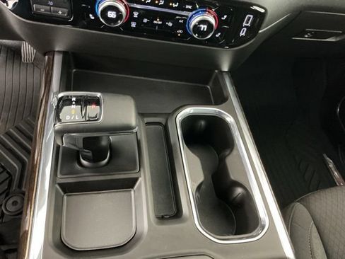 Used 2023 GMC Sierra 1500 Elevation w/ X31 Off-Road Package AWD/4WD image 19