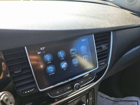 Used 2021 Buick Encore Preferred w/ Safety Package II FWD image 13