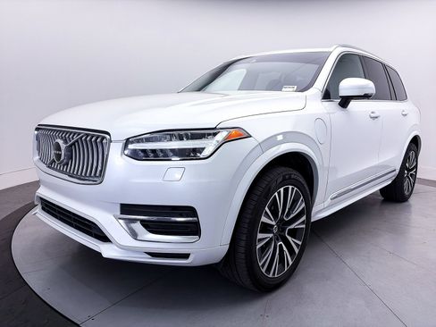 Used 2021 Volvo XC90 T8 Inscription Expression w/ Protection Package Premier AWD/4WD image 13