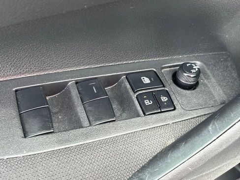 Used 2024 Toyota Corolla LE image 25