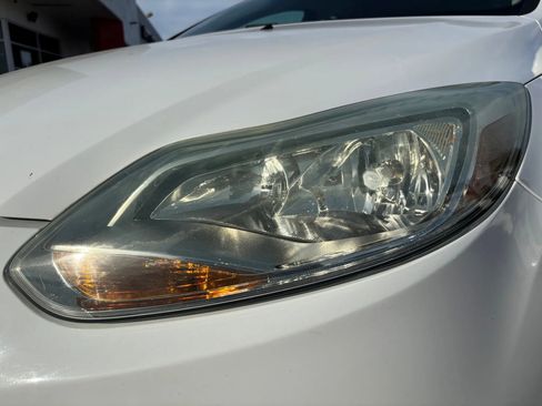 Used 2014 Ford Focus SE image 40