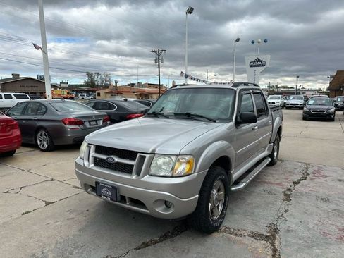 Used 2005 Ford Explorer Sport Trac XLS RWD image 3