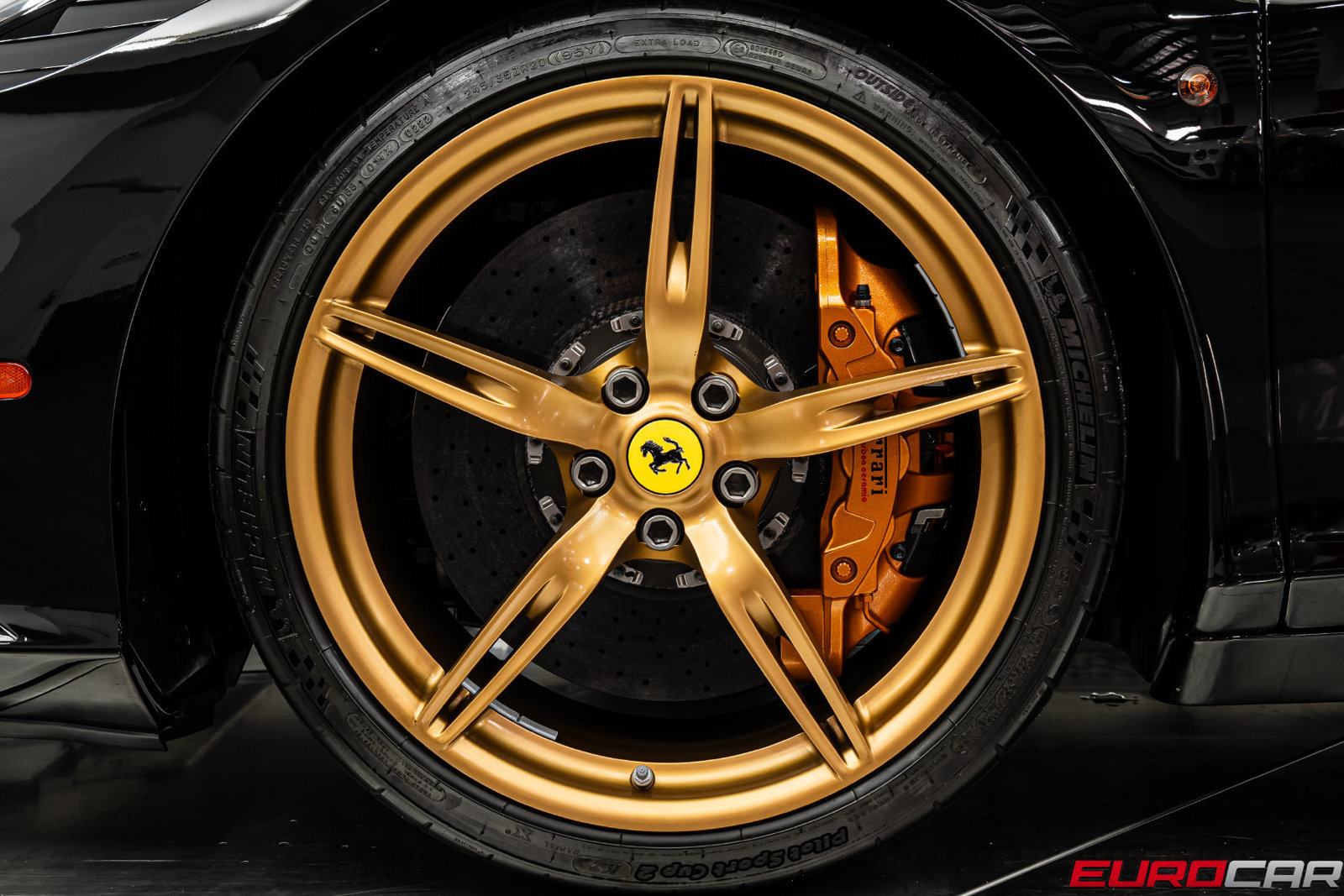 Used 2015 Ferrari 458 Speciale Coupe RWD image 26