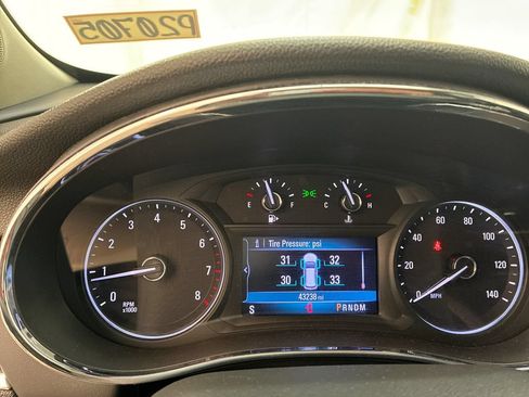 Used 2020 Buick Encore Preferred AWD/4WD image 15