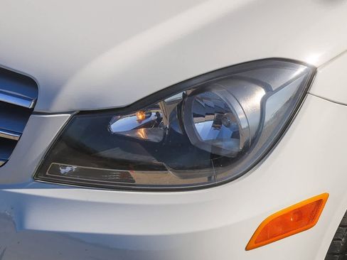 Used 2012 Mercedes-Benz C 250 Sedan image 25