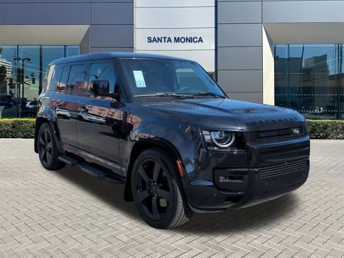 New 2026 Land Rover Defender 110 X-Dynamic SE image 7