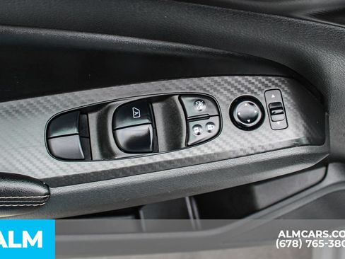 Used 2024 Nissan Altima 2.5 SV FWD image 30