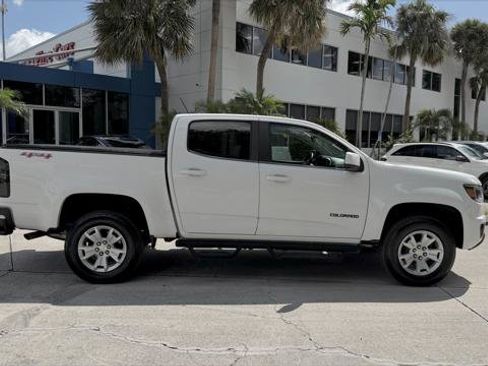 Used 2019 Chevrolet Colorado LT w/ LT Convenience Package AWD/4WD image 11