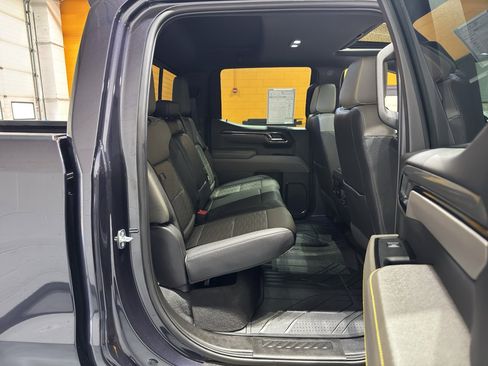 Used 2023 Chevrolet Silverado 1500 ZR2 w/ Technology Package image 22