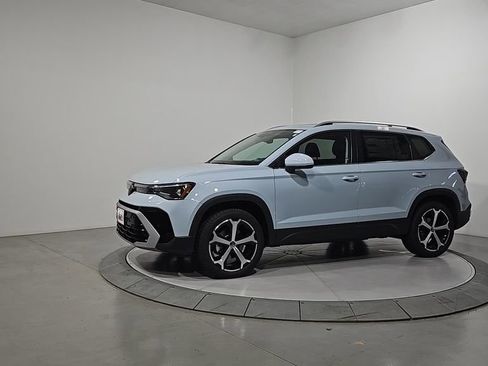 New 2025 Volkswagen Taos SEL image 2