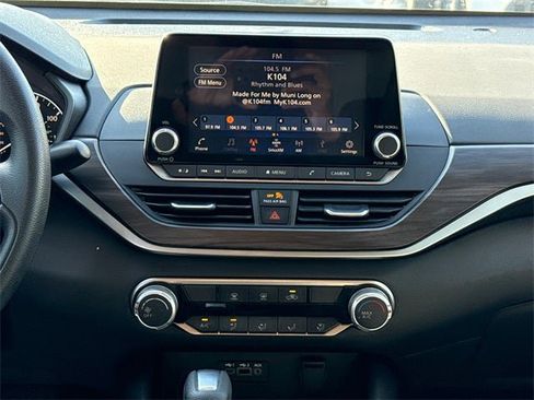 Certified 2024 Nissan Altima 2.5 SV image 15