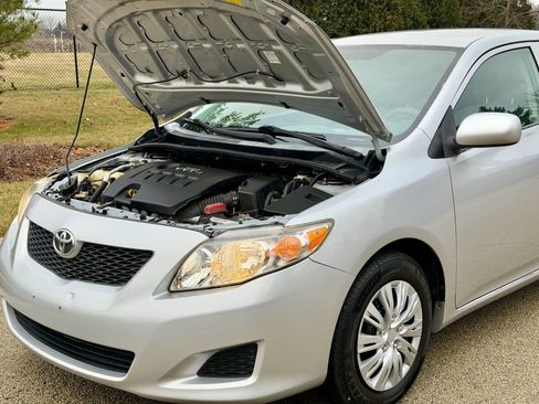 Used 2010 Toyota Corolla LE image 27