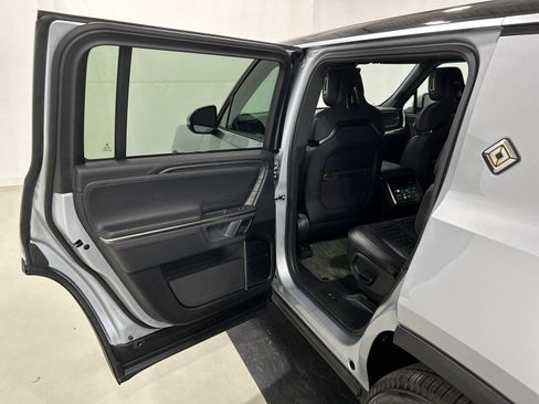 Used 2024 Rivian R1S Adventure Quad AWD/4WD image 17