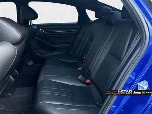 Used 2022 Honda Accord Sport Special Edition image 12