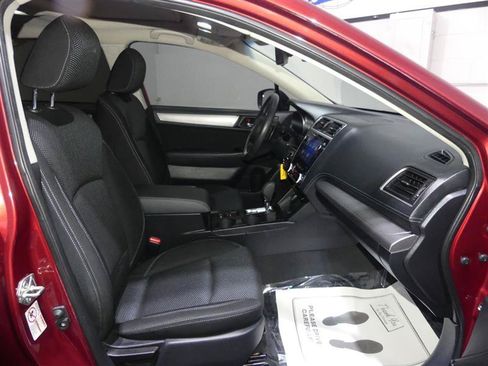 Used 2019 Subaru Outback 2.5i Premium AWD/4WD image 21