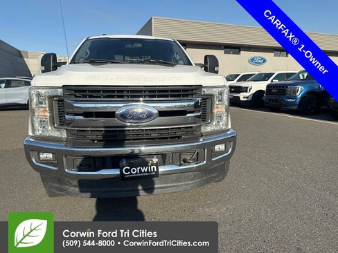 Used 2017 Ford F350 XLT w/ FX4 4x4 Off Road Package image 12