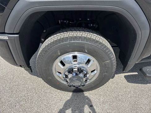 New 2026 GMC Sierra 3500 Denali image 10