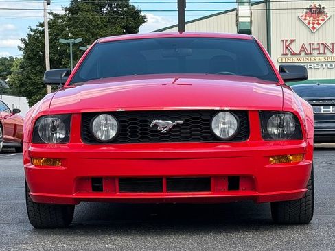 Used 2006 Ford Mustang GT RWD image 12