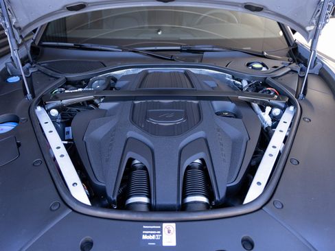 New 2026 Porsche Panamera 4 AWD/4WD image 36