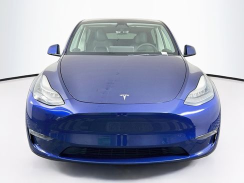 Used 2021 Tesla Model Y Long Range AWD/4WD image 2