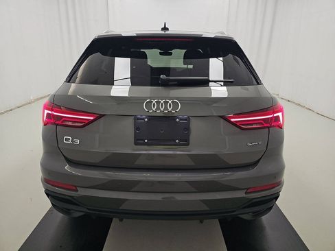 Used 2023 Audi Q3 2.0T Premium Plus w/ Premium Plus Package AWD/4WD image 2