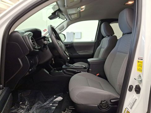Used 2021 Toyota Tacoma SR image 11