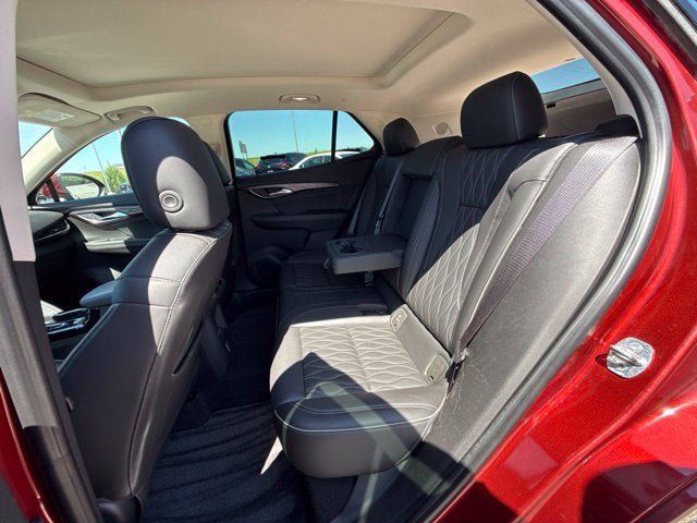 Used 2021 Buick Envision Avenir AWD/4WD image 16