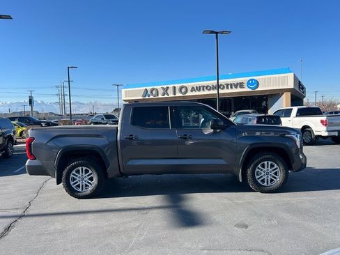 Used 2022 Toyota Tundra SR5 image 2