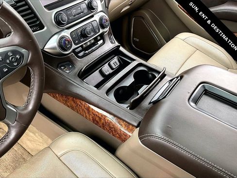 Used 2015 Chevrolet Suburban LTZ image 14