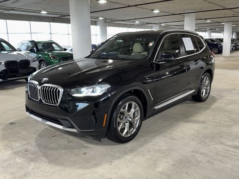 Used 2024 BMW X3 sDrive30i w/ Premium Package RWD image 4